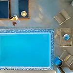 Aetheron Villa, * Naousa